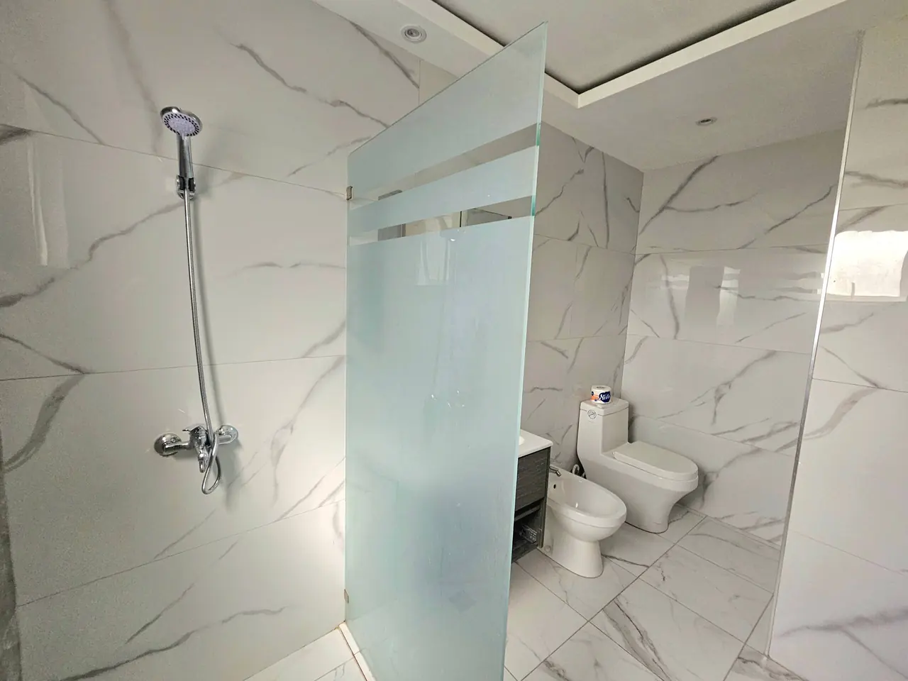 Alma, solo adultos: Baños