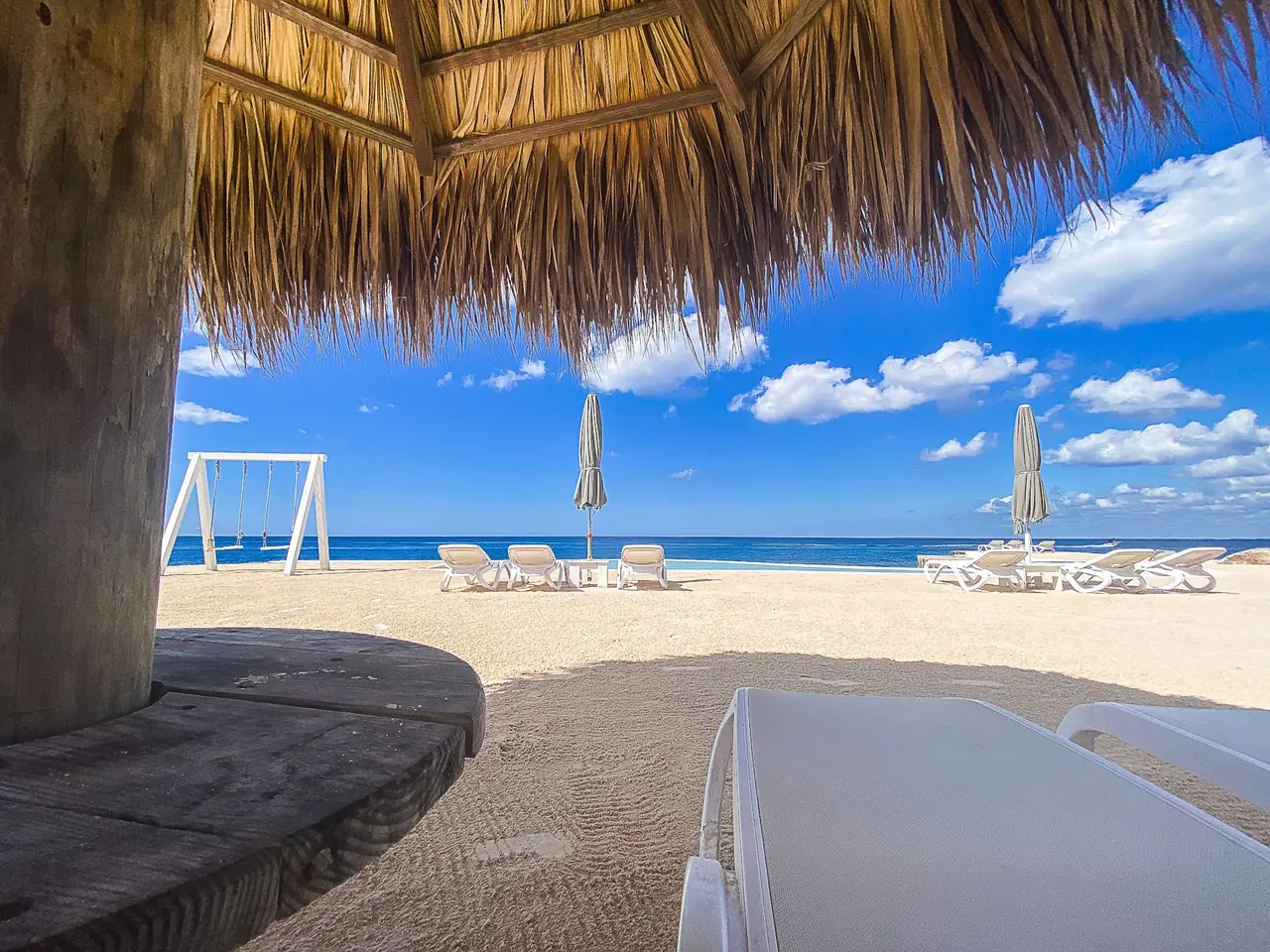 Beach Club Dominicus: Piscina