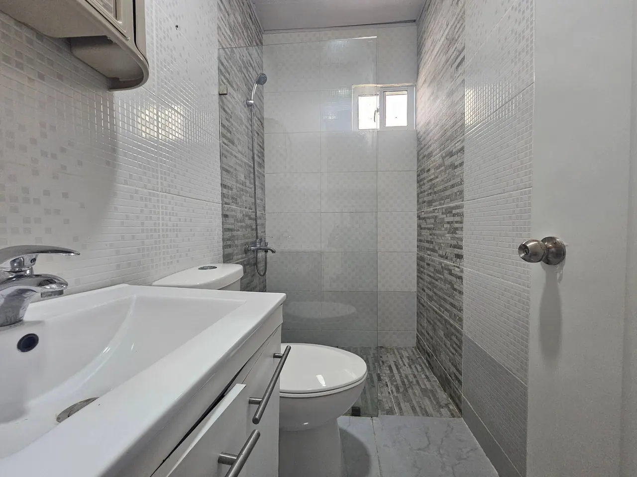 Chelsie: Baños
