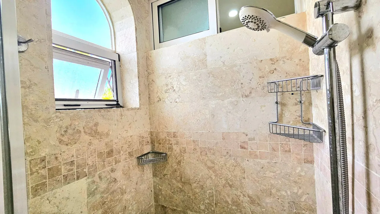 Condo Tracadero: Baños