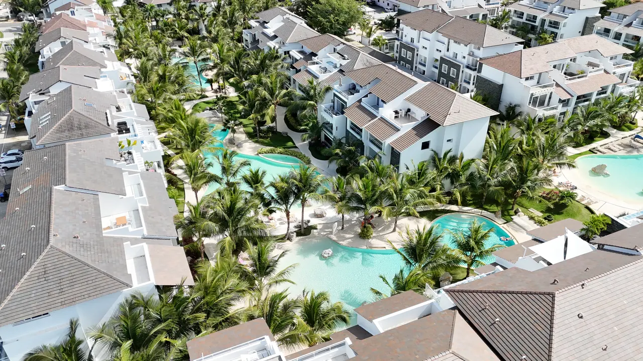 Estrella Dominicus: Exterior