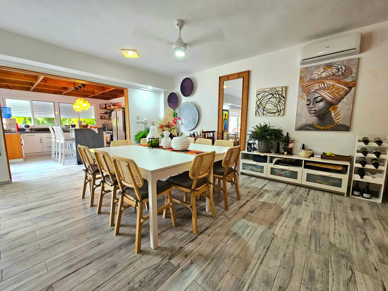 Villa Anita: Comedor