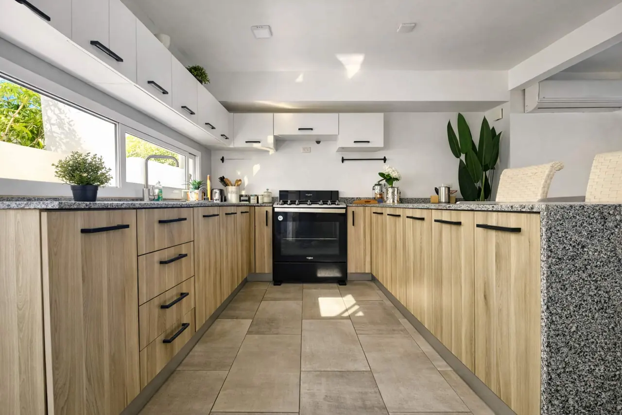 Villa con piscina privada: Cocina