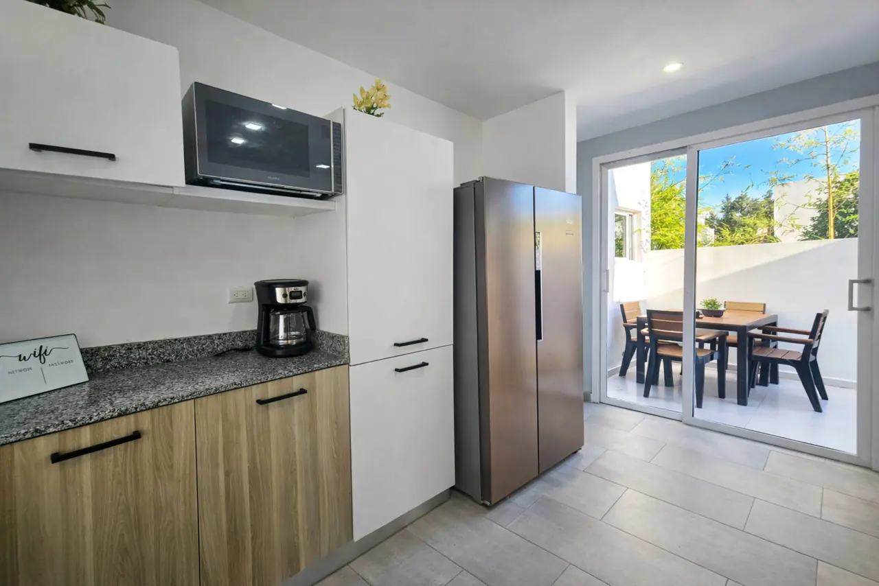 Villa con piscina privada: Cocina