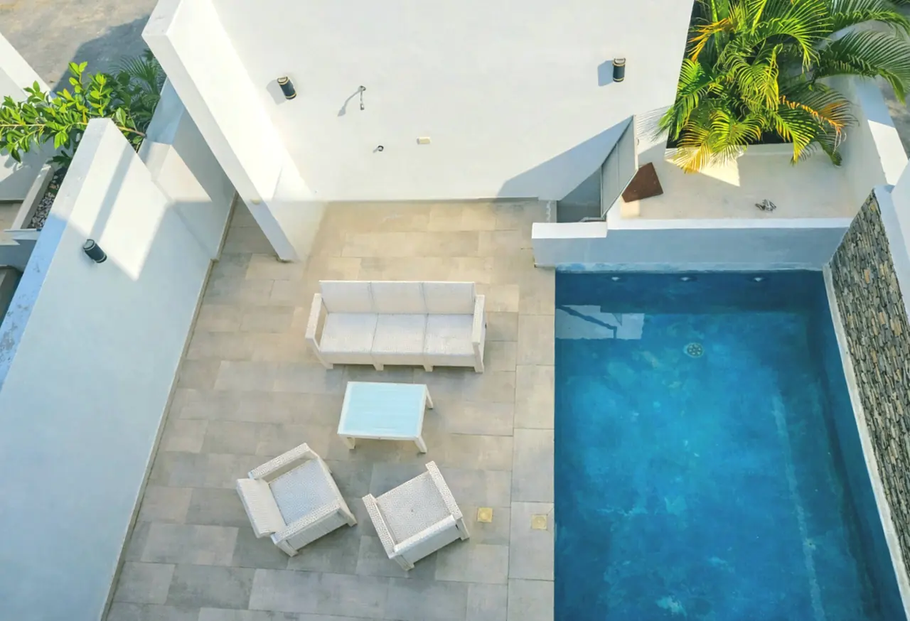 Villa con piscina privada: Piscina